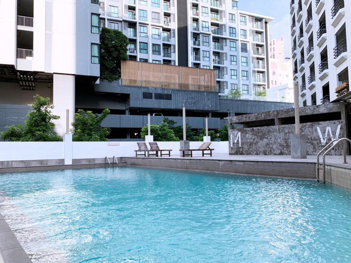 Watana Hotel Бангкок Екстер'єр фото